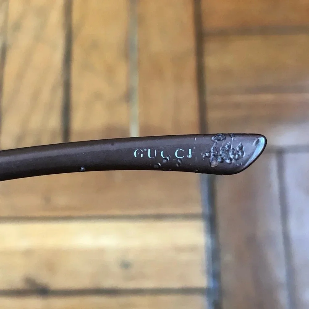 Gucci Sunglasses - Picture 14 of 17